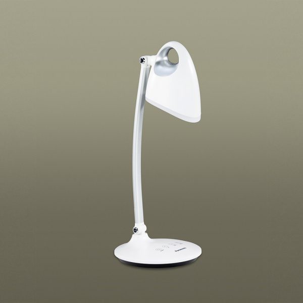 Đèn Bàn học Panasonic HH‑LT062019